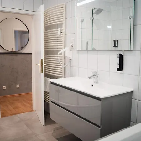 Junik - In Apartment Duisburg
